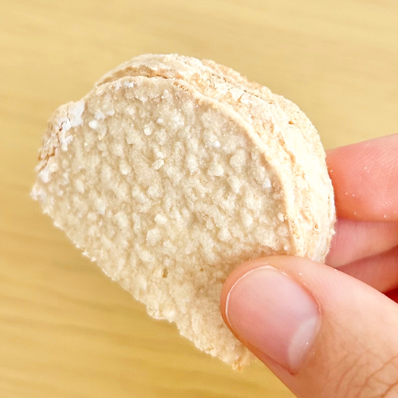 KALDI(カルディ)の「マロンマロンダックワーズ 1P」