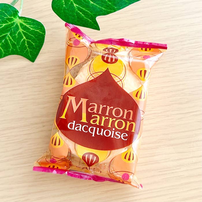 KALDI(カルディ)の「マロンマロンダックワーズ 1P」