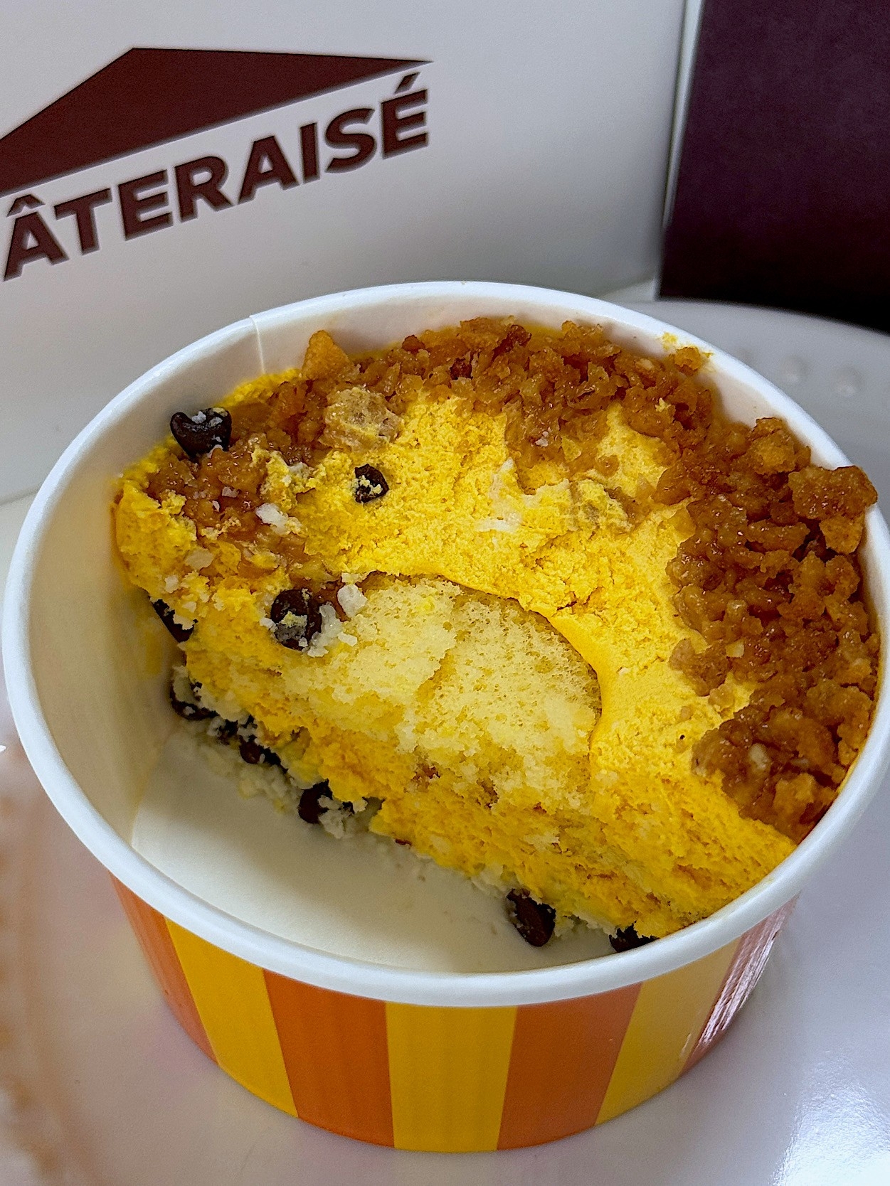 シャトレーゼの「ハロウィン パンプキンモンスター」