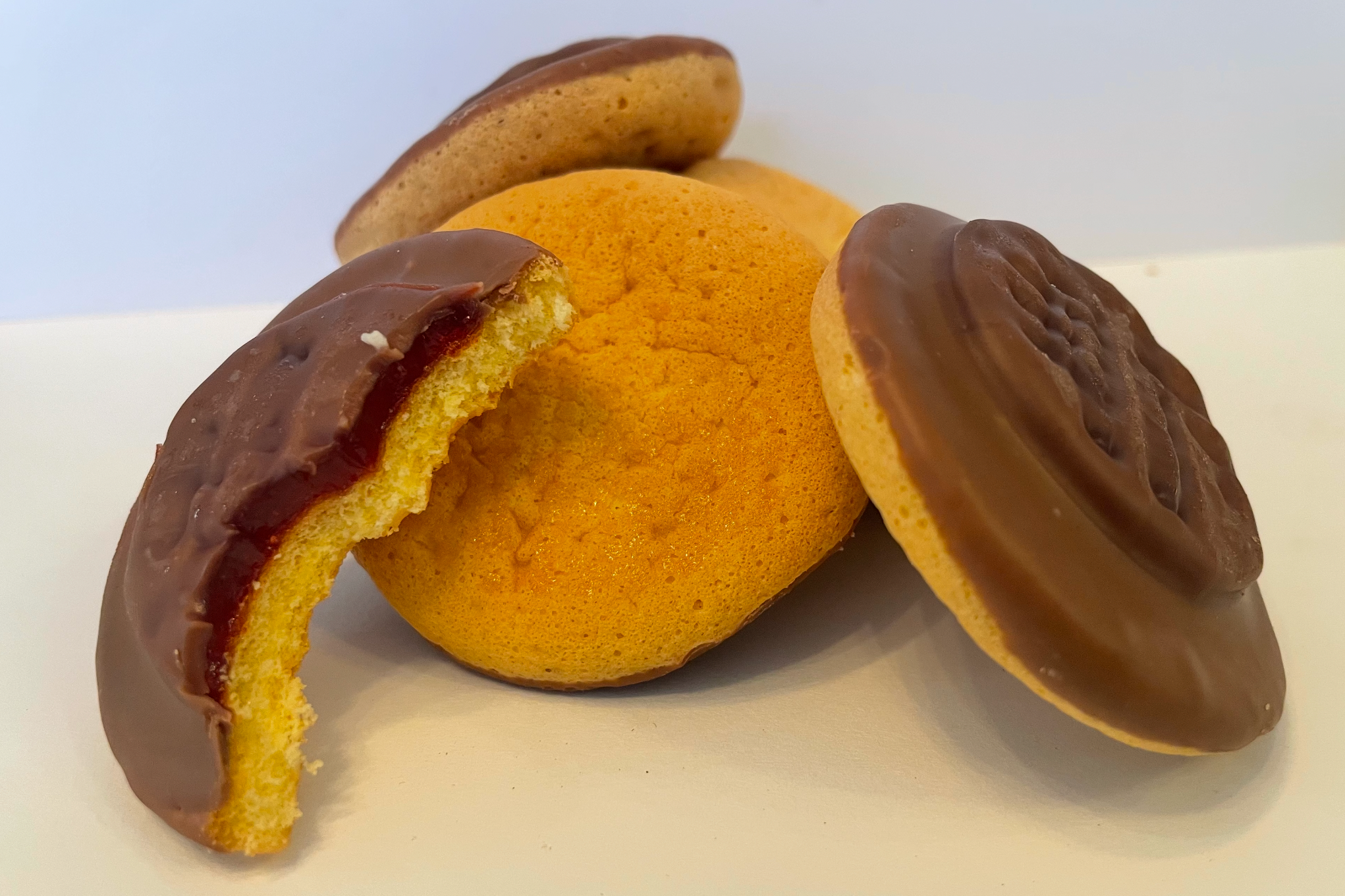 Only Well-Traveled People Can Name 8/11 Global Desserts, But Americans Will Definitely Struggle