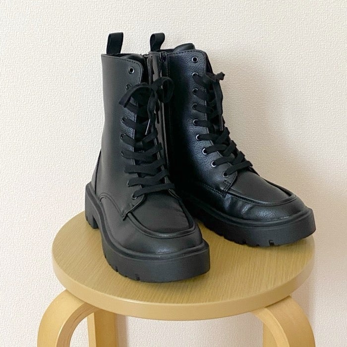 5990円→2990円はお得すぎるって…！ユニクロCの「高見えブーツ」どんな