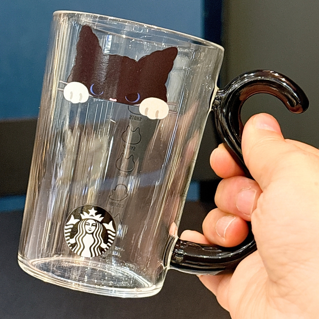 スタバ新作】完売するのも納得だわ…。ハロウィン限定の「猫ちゃんマグ