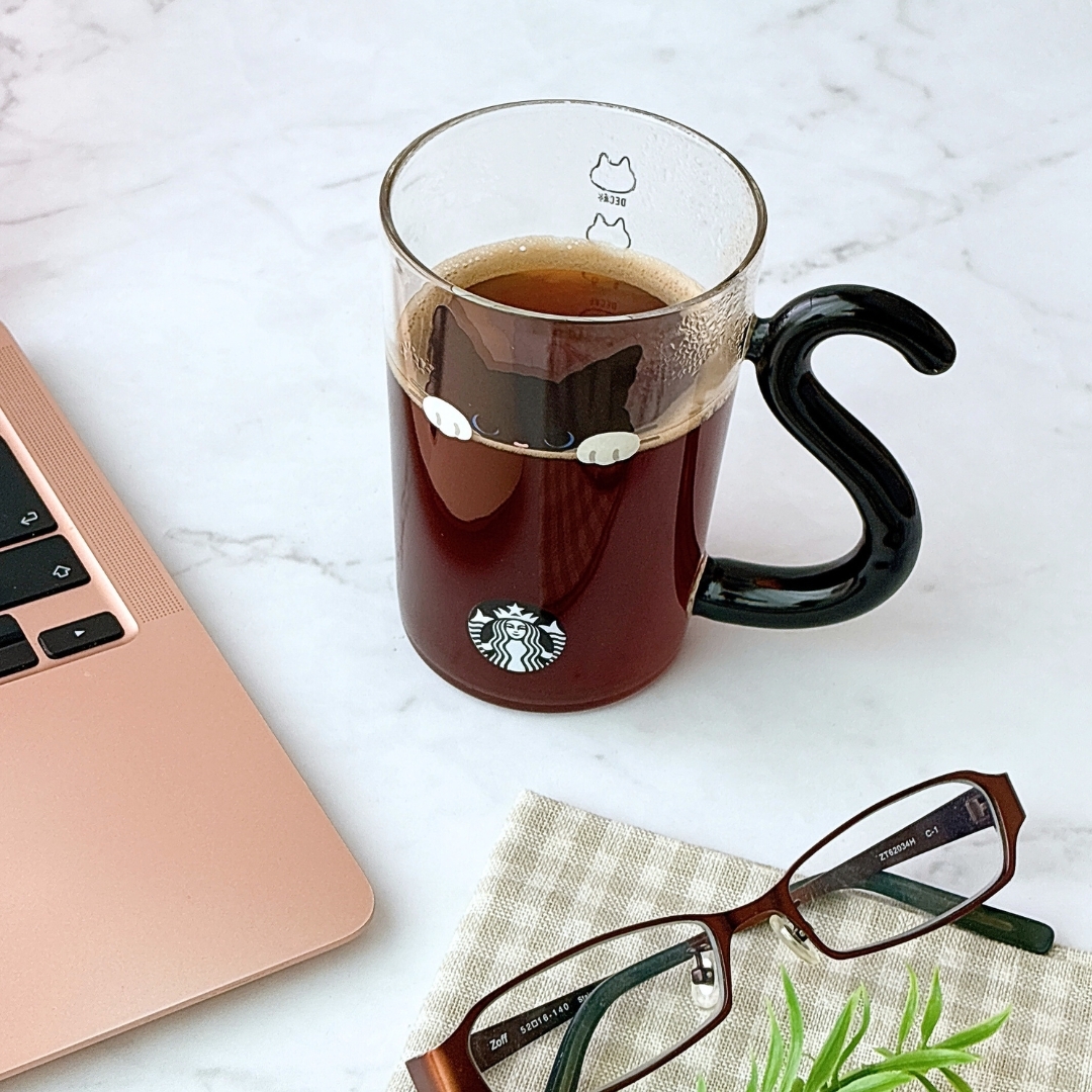 スタバ新作】完売するのも納得だわ…。ハロウィン限定の「猫ちゃんマグ