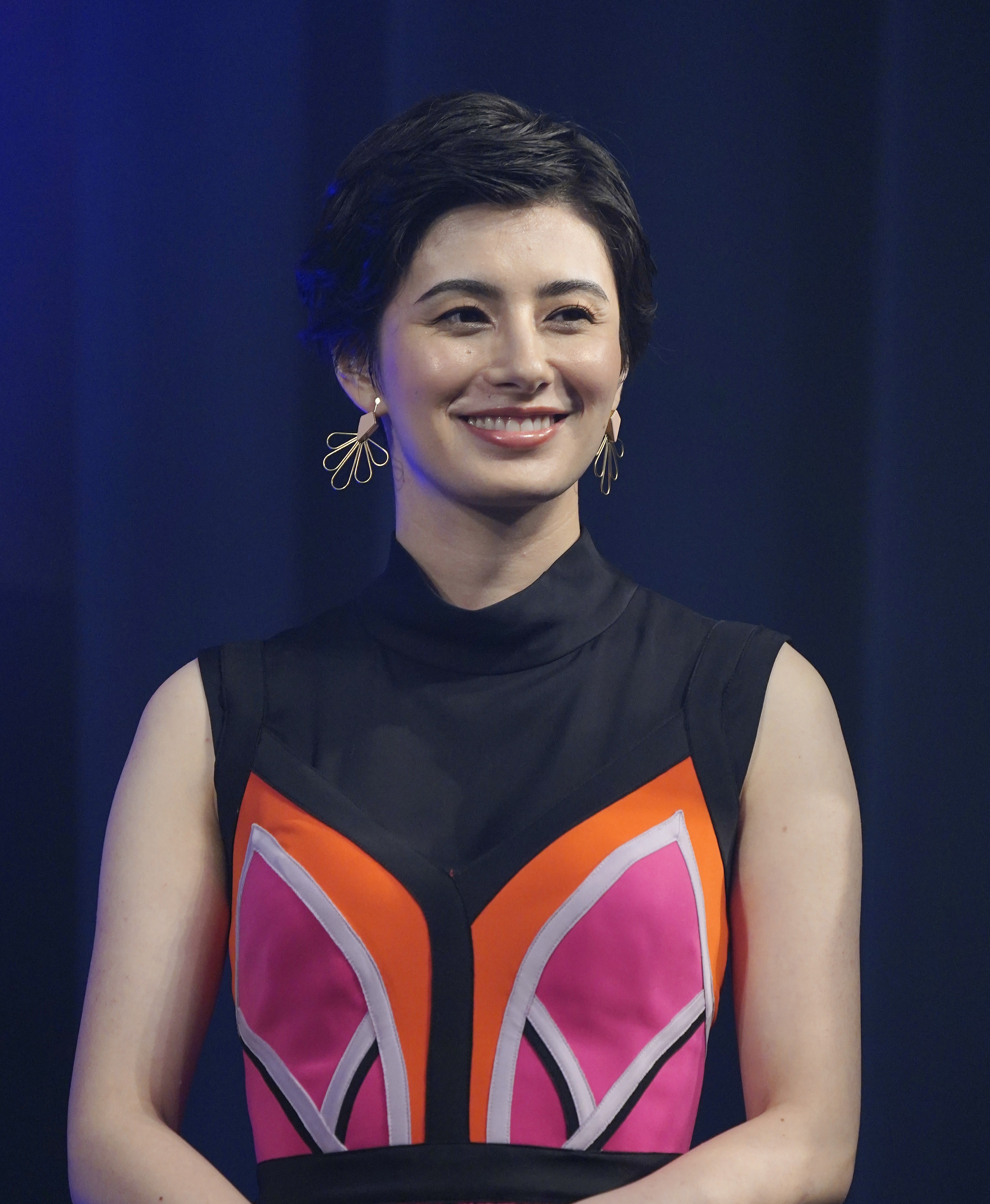 ホラン千秋「大好きな先輩方」との3ショット公開→「豪華共演