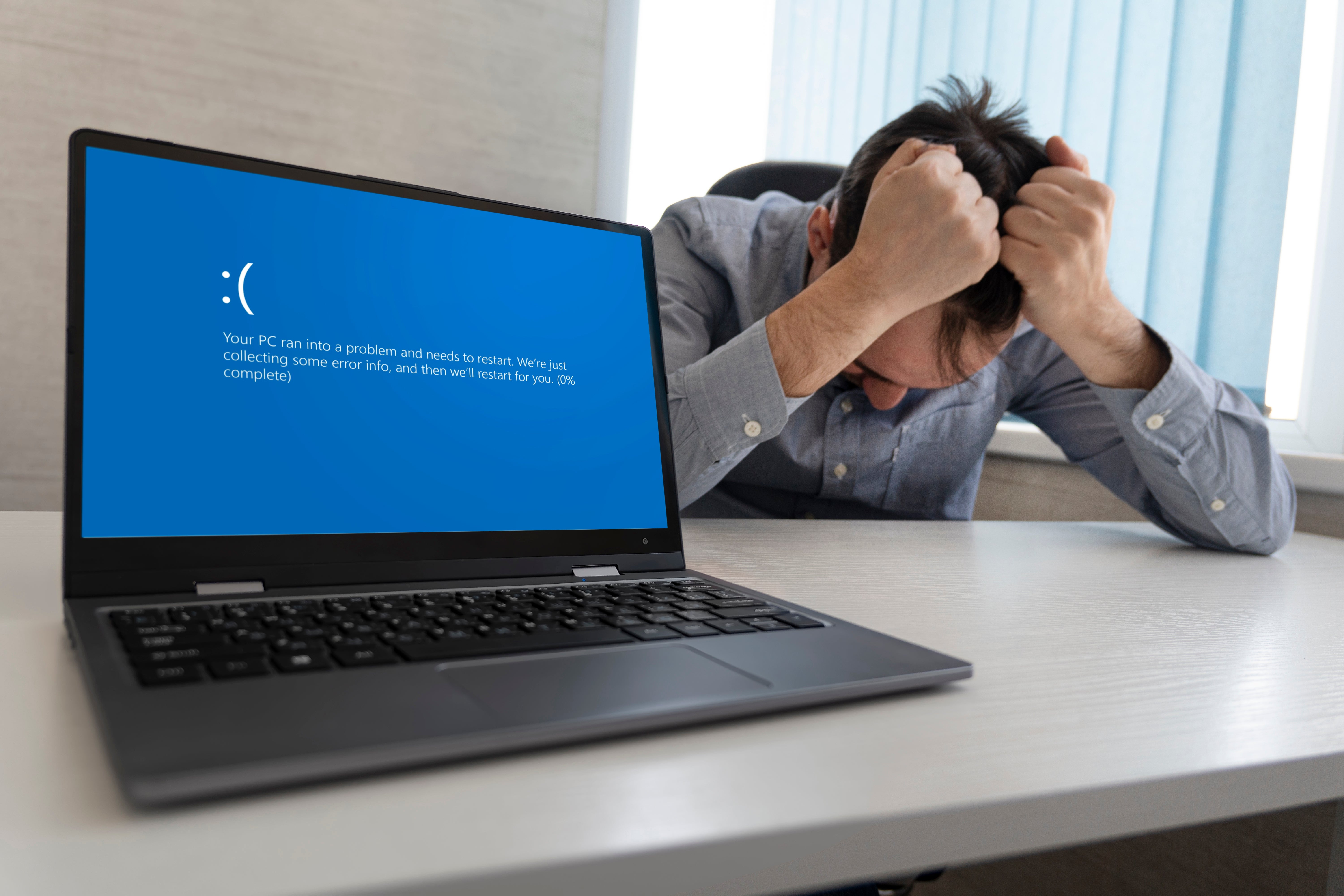 Monday Work Computer Issues Employees Reveal Job Secrets