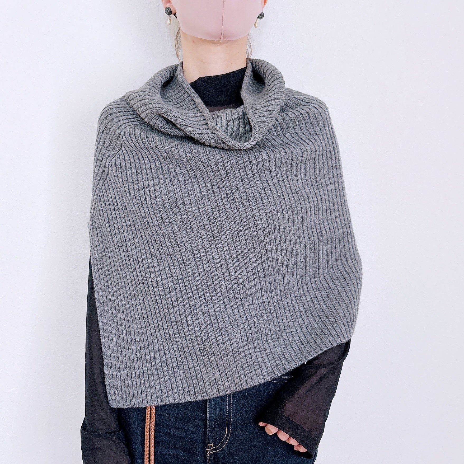 新品♡タグ付きNa.e Wool Poncho ウール ポンチョ gray 寒がりさんの救世主！無印良品の「あったかポンチョ」防寒になるだけで