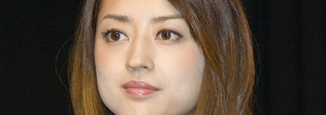 小沢真珠さん（時事）