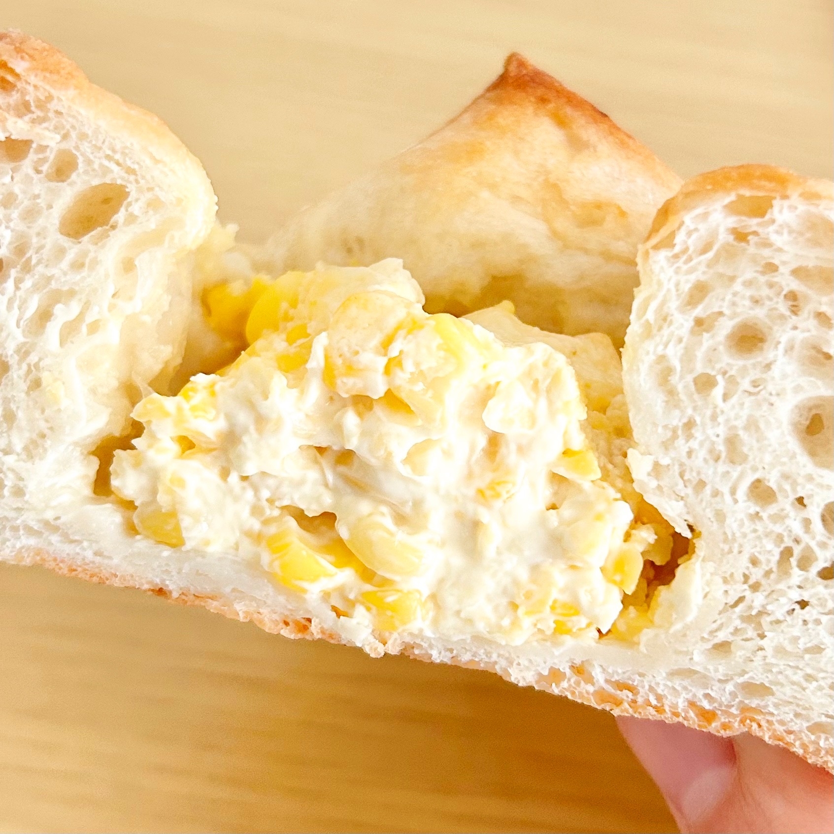 ファミマ】こういうのがいいんだよ…！パン屋さんみたいな「ボリューム