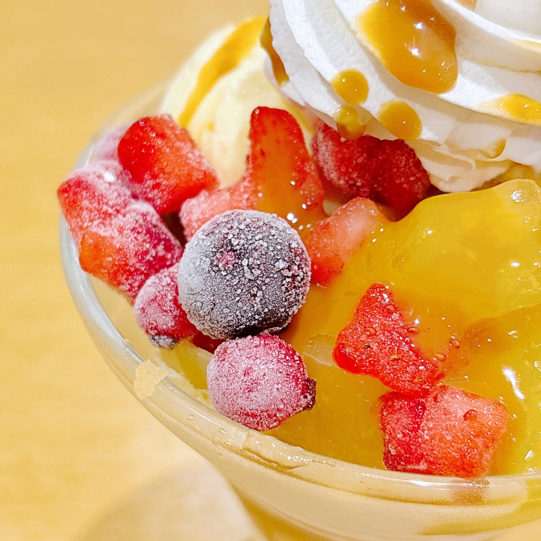 ココス】これが495円ってウソでしょ？コスパ最強の「てんこ盛りパフェ