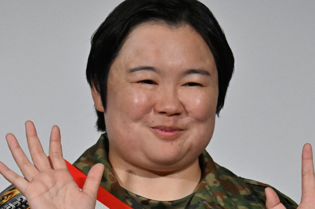 やす子さん(時事通信フォト)