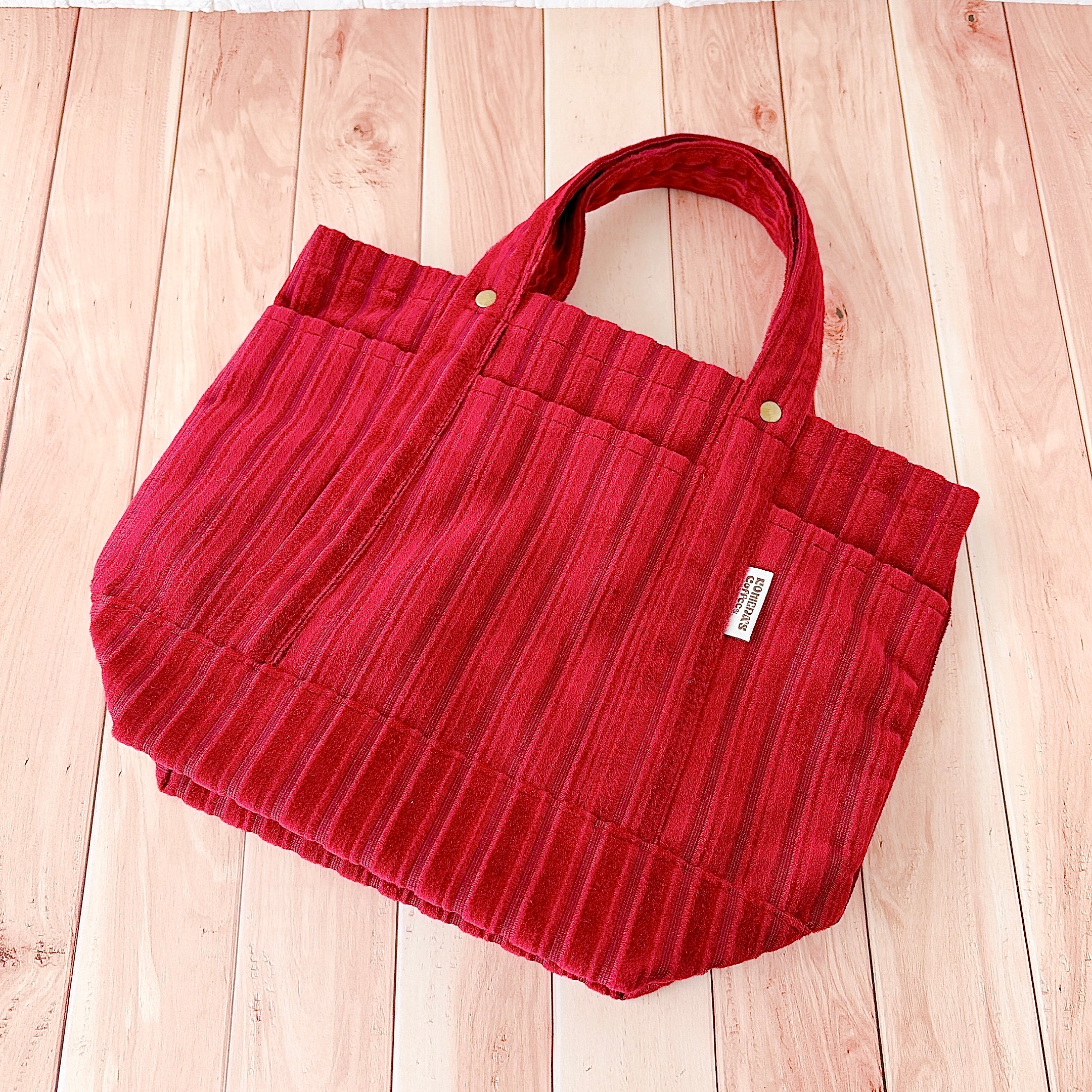 待って、コメダにまさかの『公式グッズ』が売ってたんだけど