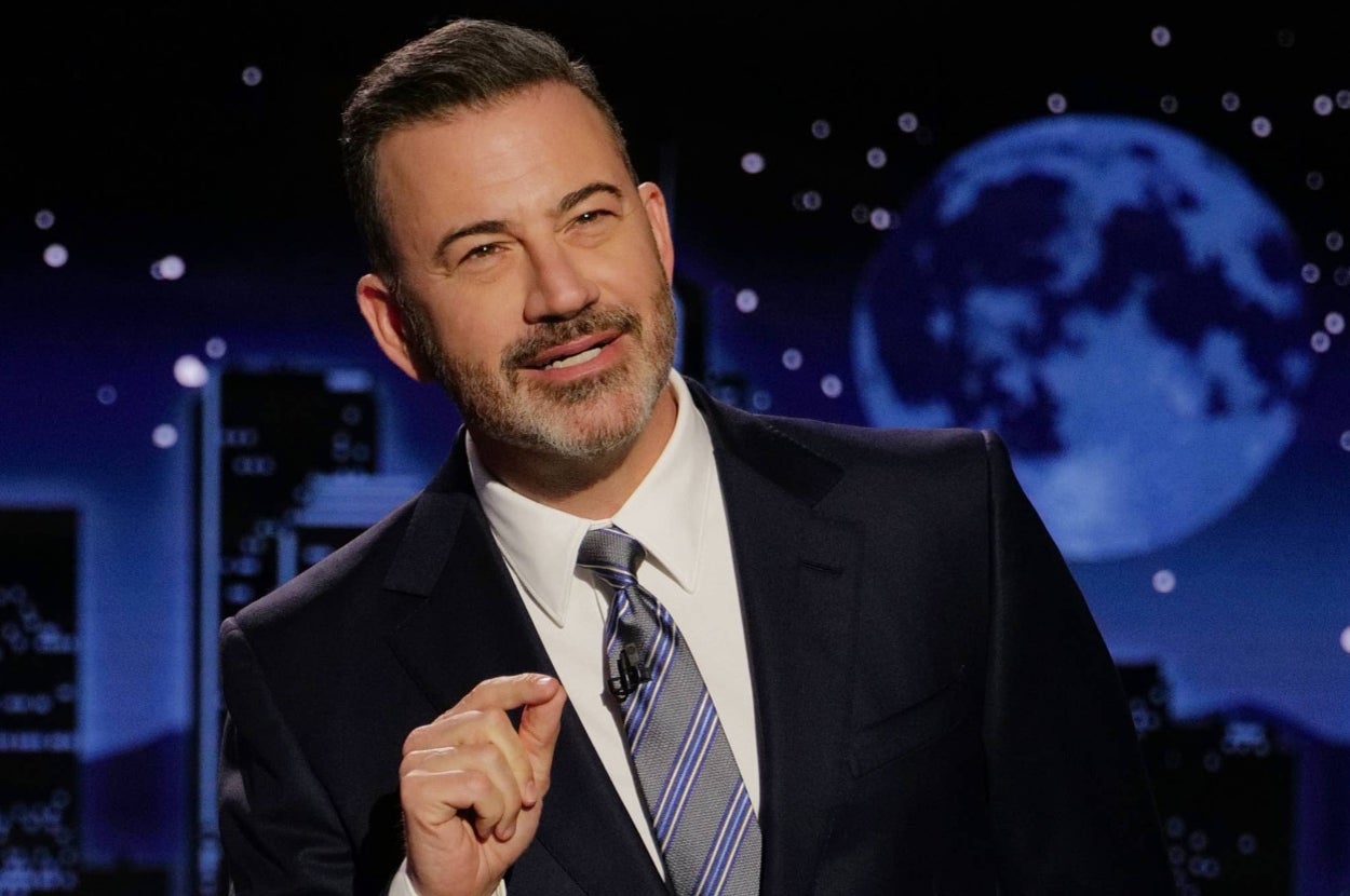 Jimmy Kimmel Just Dared Trump To Do Something On Live TV That We All Know He's Probably Too Scared To Accept