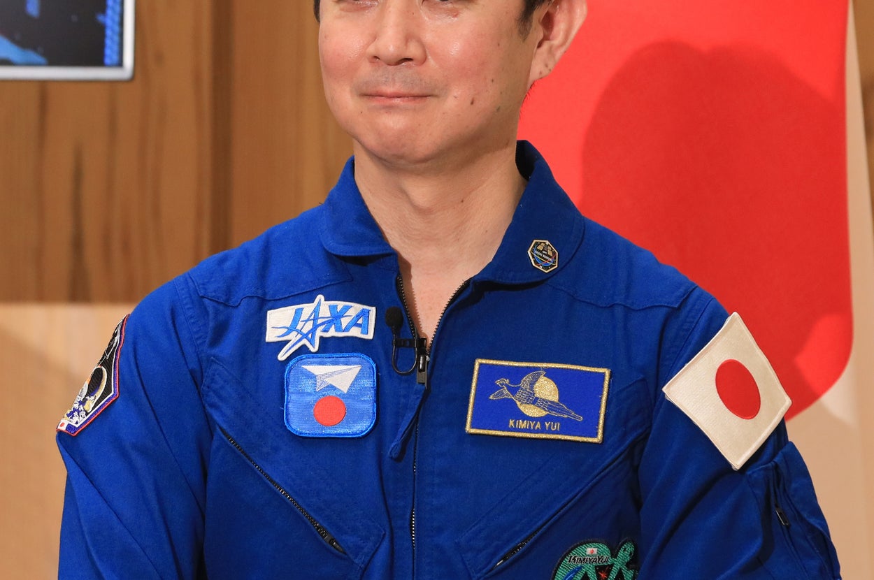 油井亀美也さん（時事）