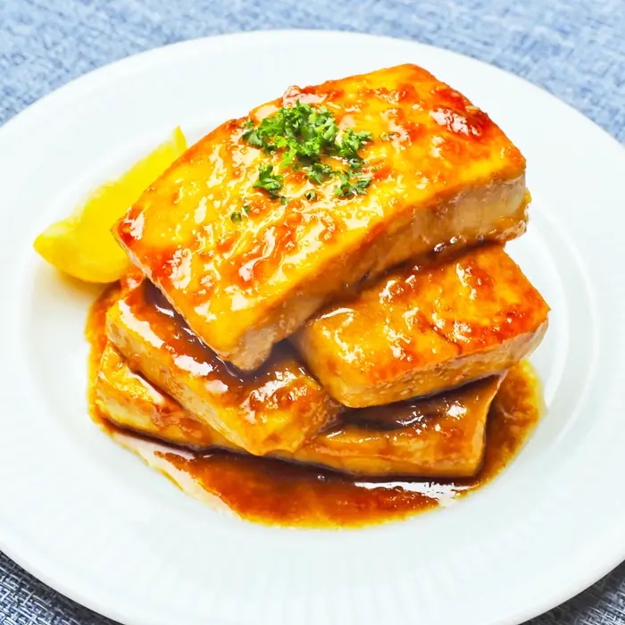 豆腐は焼くと別格にうまい！外カリ中トロ食感がたまらない簡単おかず