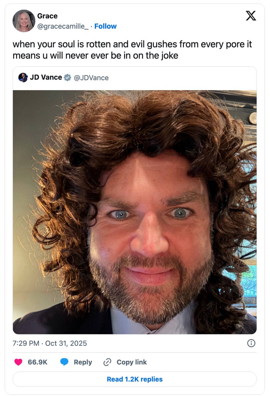 jd vance dressed as his meme JD Vance Dresses As Viral Meme Of Himself For Halloween