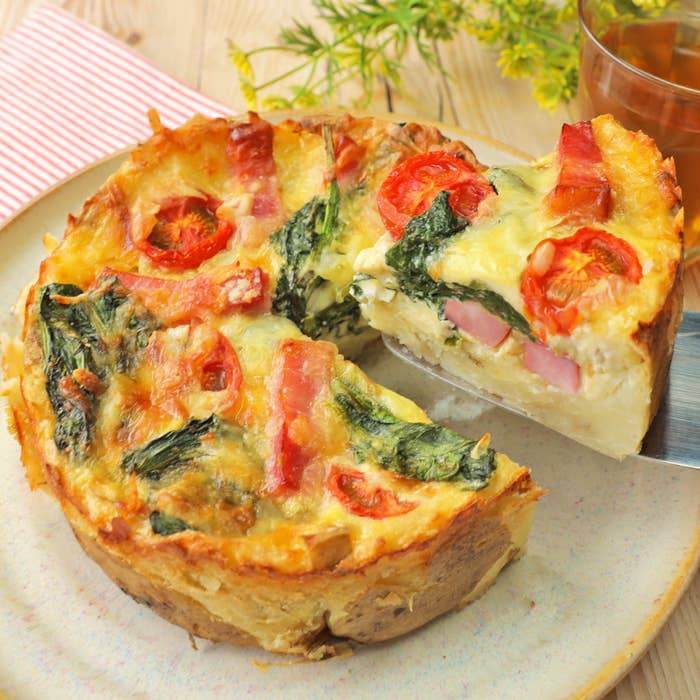 パイシートも生クリーム不要】サクほく食感がやみつき♡ほうれん草と 
