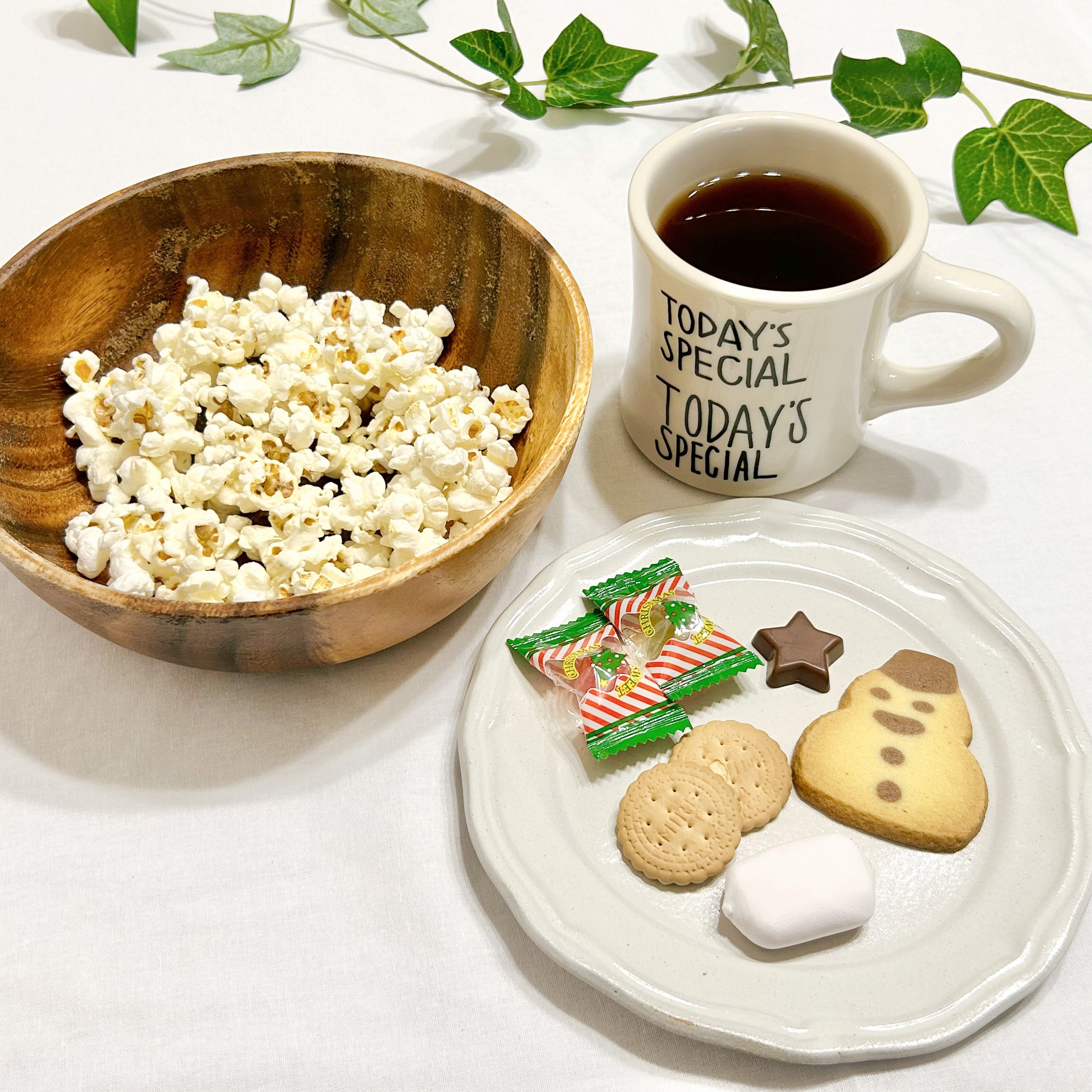カルディ】これはテンション上がるわ！クリスマス限定の「豪華なお菓子