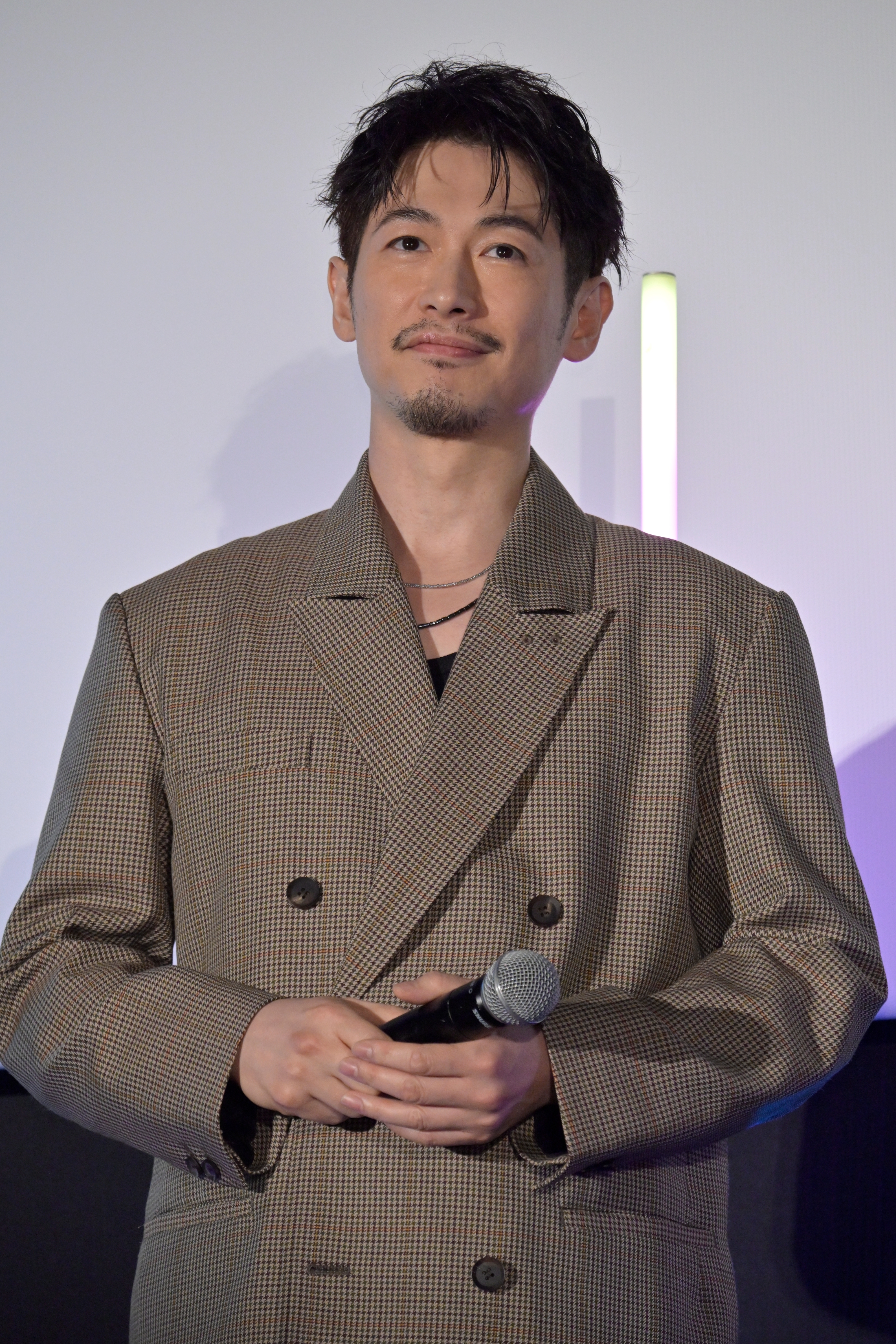 ディーン・フジオカ、現場に差し入れ→まさかの文字に「え〜！そんな