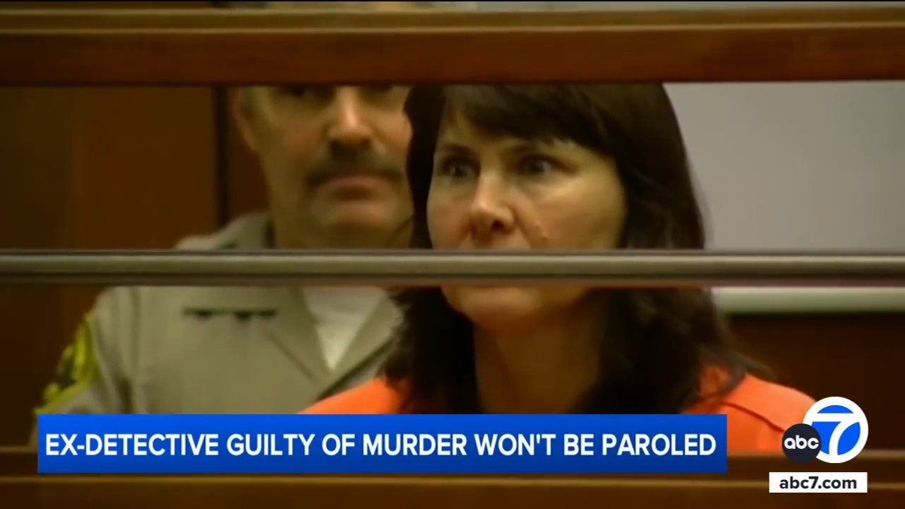 A pistillate successful an orangish situation azygous sits successful a courtroom down bars. A quality ticker reads, "Ex-detective blameworthy of execution won't beryllium paroled."