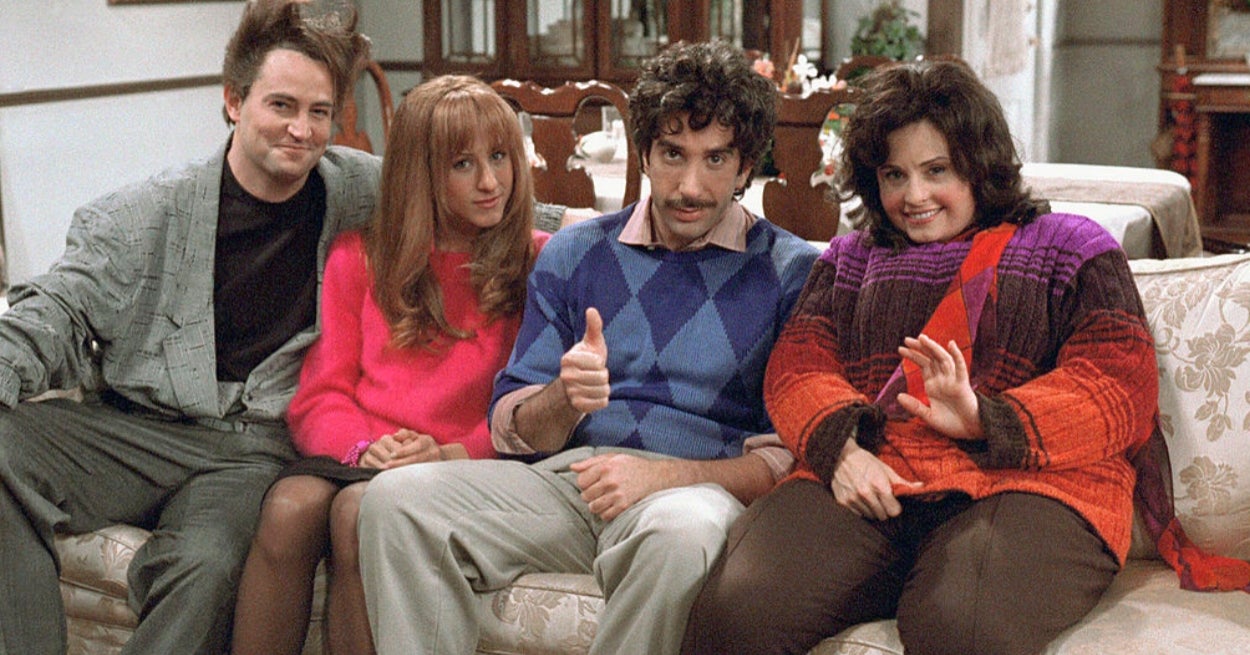 Are You An Unintentional Drama Magnet? Pile A Thanksgiving Plate To Find Out Your Turkey Day Role