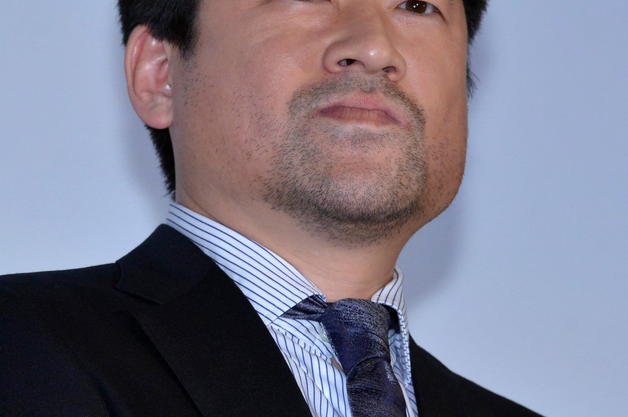 佐藤二朗さん（時事通信フォト）