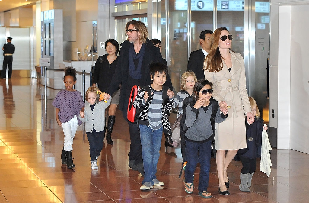 Brad and Angelina with their children