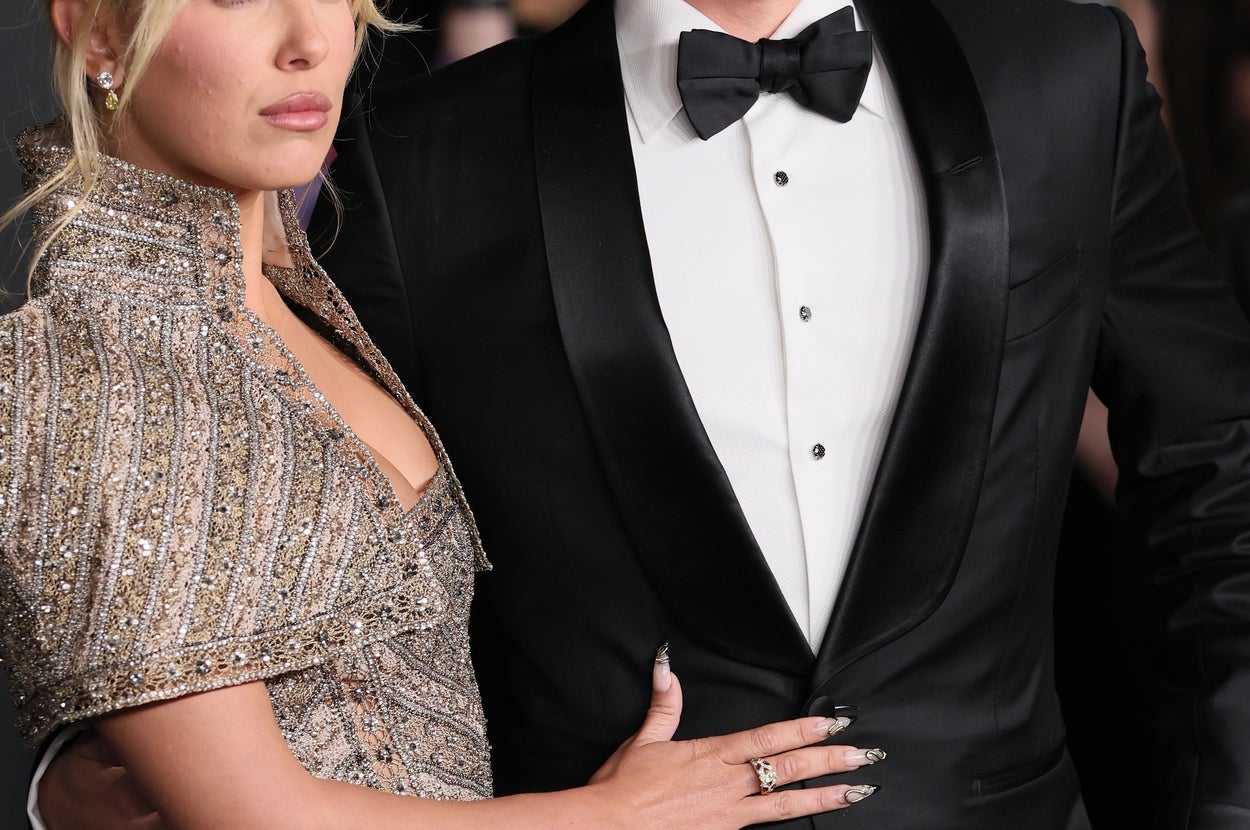 People Are Appalled Over A Viral Video Of Jake Bongiovi Doing Nothing While Millie Bobby Brown Shielded Their Daughter From Paparazzi