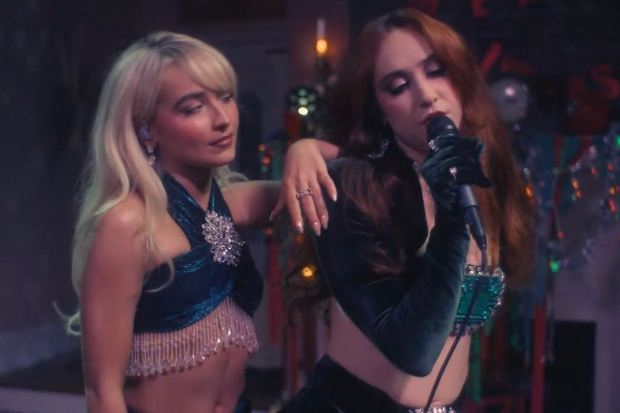 No Need For Thanks, Just Create A Playlist And I'll Match You With Your Ideal Holiday Starbucks Drink