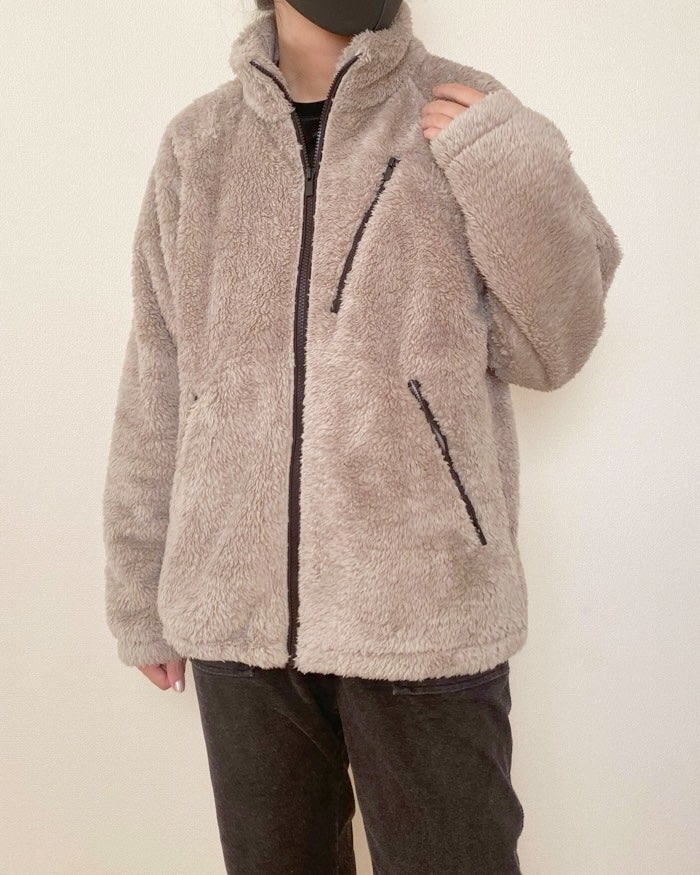 人気なのも納得！ユニクロ×ニードルズの「4990円→3990円アウター