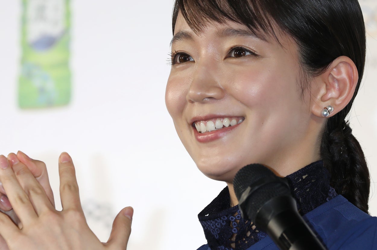 吉岡里帆さん（時事）