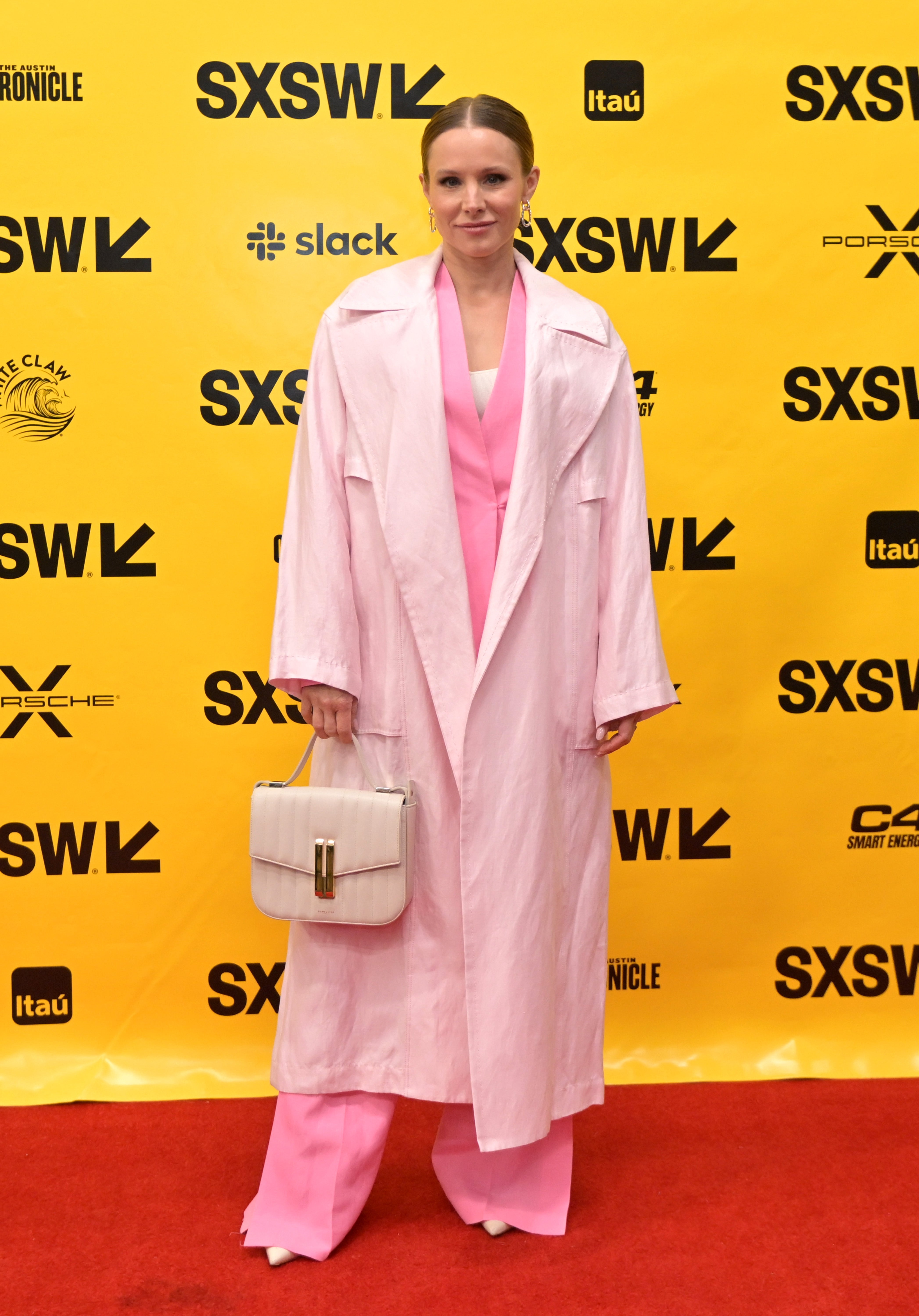 kristen bell pink dress Kristen Bell