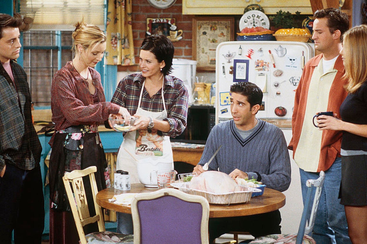 Plan A Thanksgiving Dinner Party And We’ll Tell You Which Classic Sitcom Family You Belong In