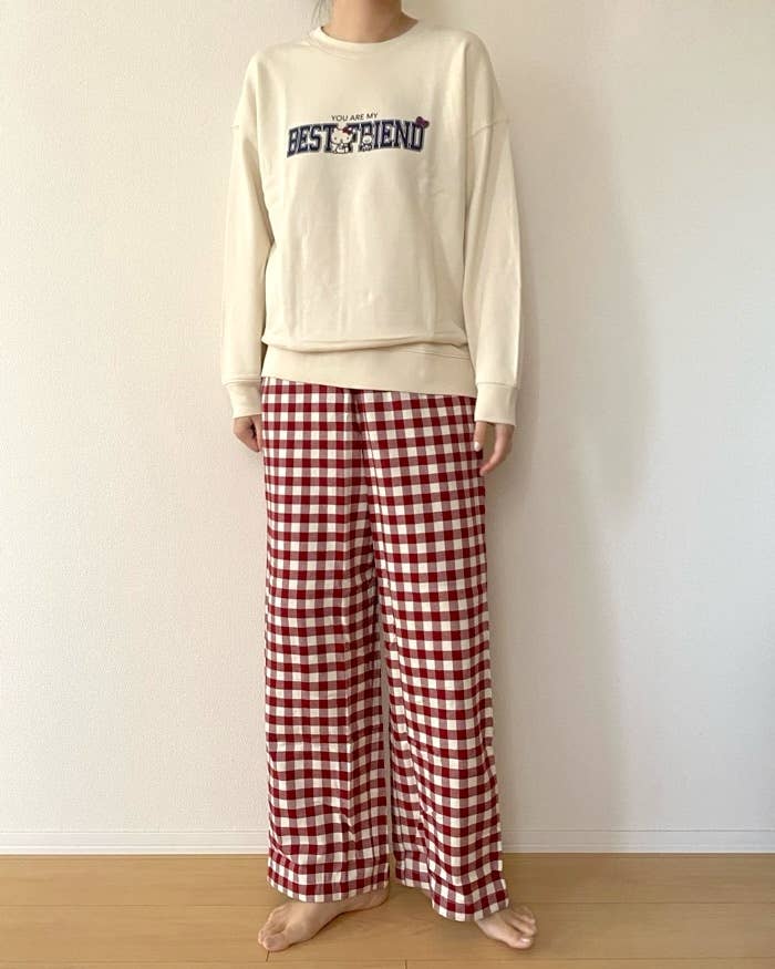 ユニクロ年末祭】パジャマなのに可愛すぎる！サンリオコラボの「4990円 