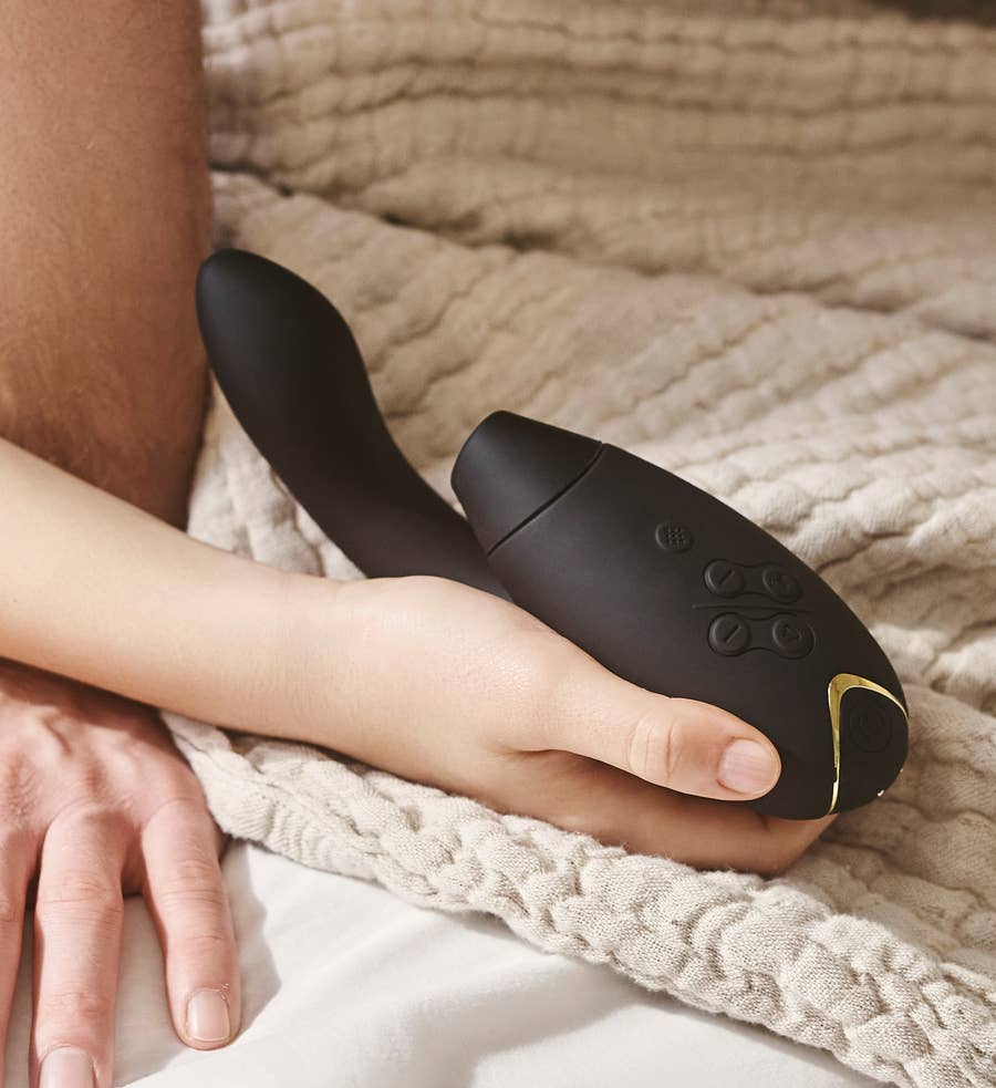 9 Sex Toys That'll Guarantee You A Happy Valentine's Day 9 Sex Toys That'll Guarantee You A Happy Valentine's Day