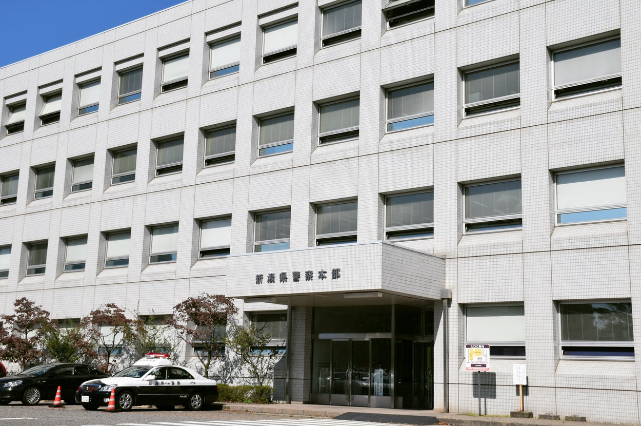 新潟県警察本部（時事）