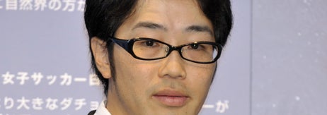 鈴木拓さん（時事通信フォト）