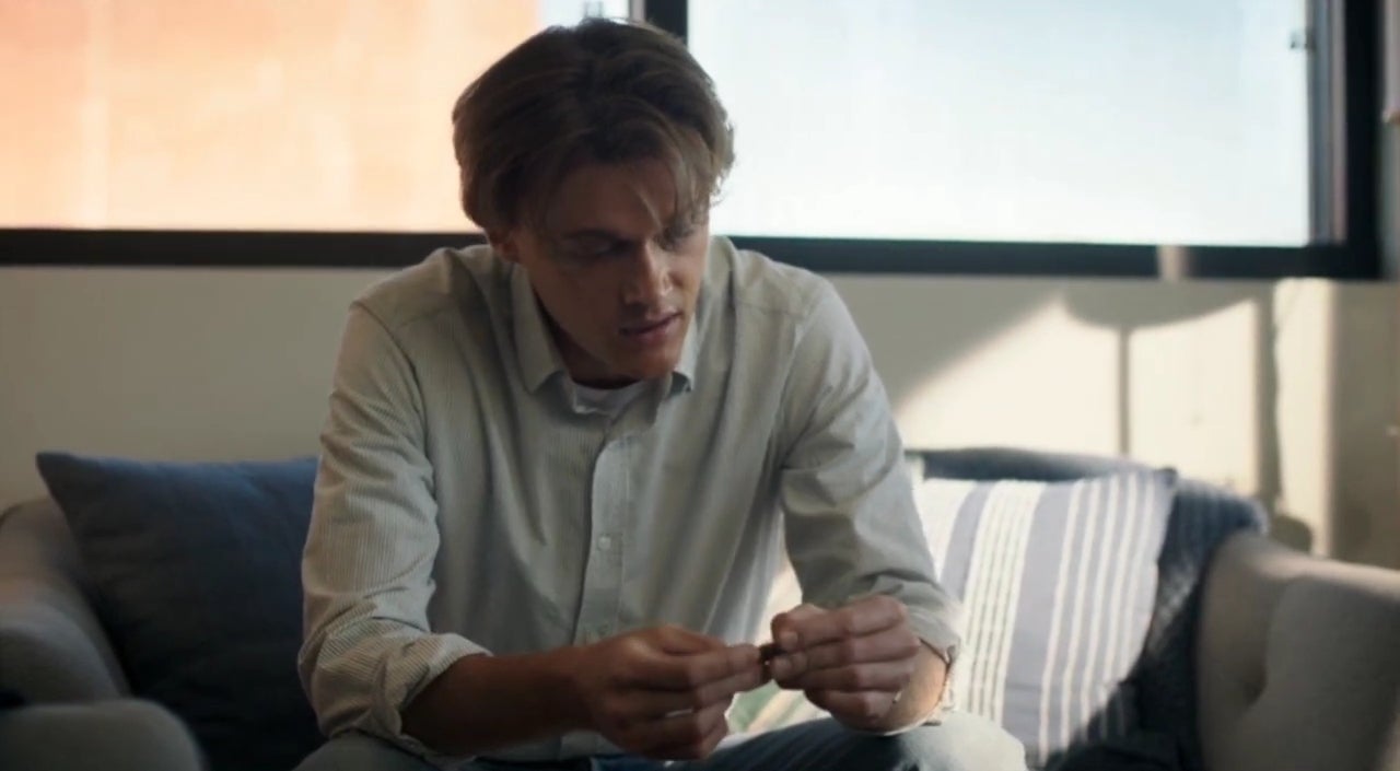 "The Summer I Turned Pretty" Conrad successful therapy