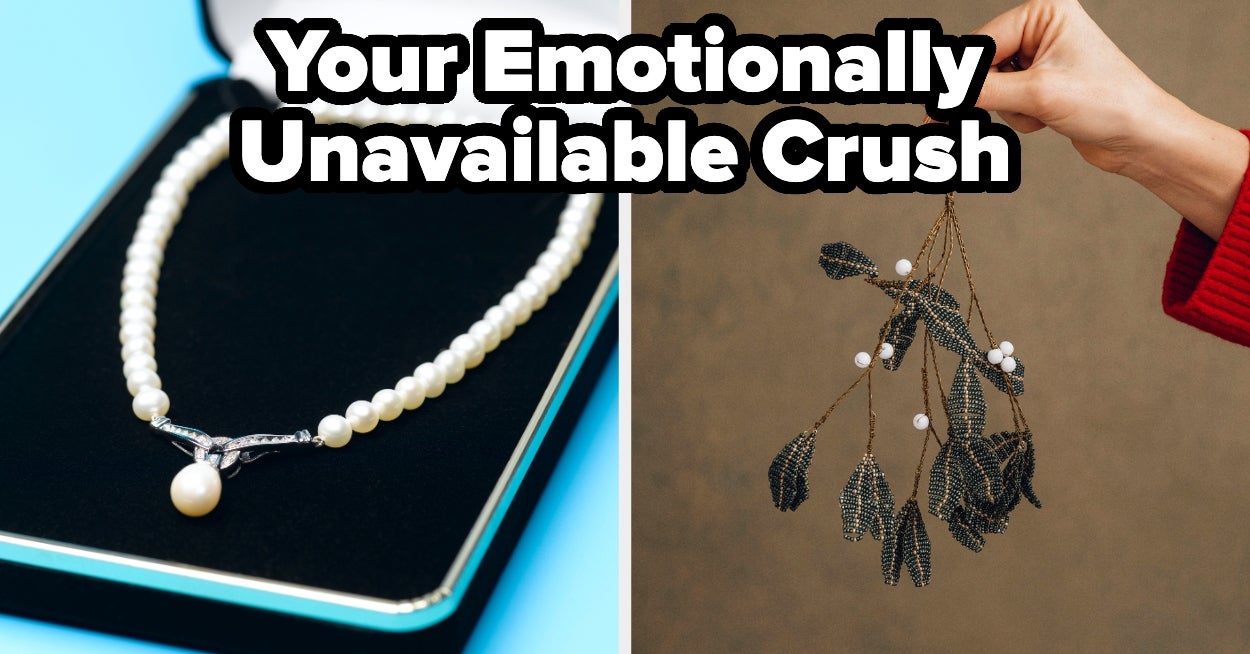 Choose A Gift For Your True Love To Give You For 12 Days Of Christmas And I'll Reveal Who You'll Kiss Under The Mistletoe