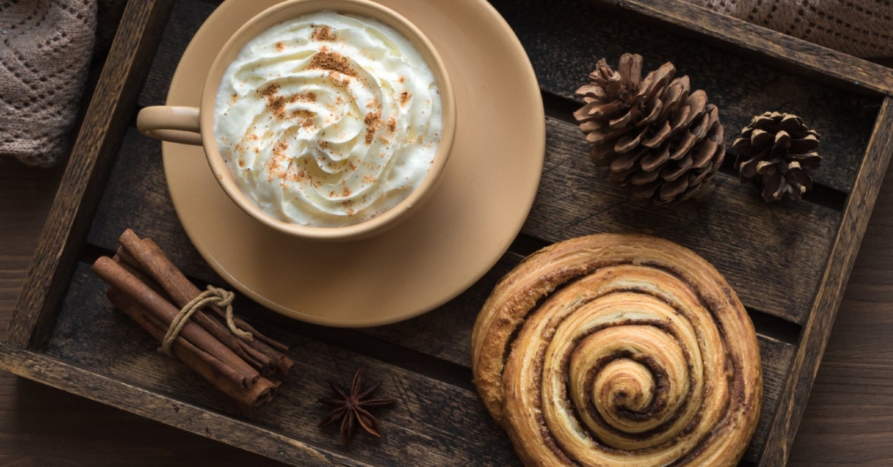 Plan A Snow Day And We'll Tell You Which Dessert/Beverage Pairing You're Destined For