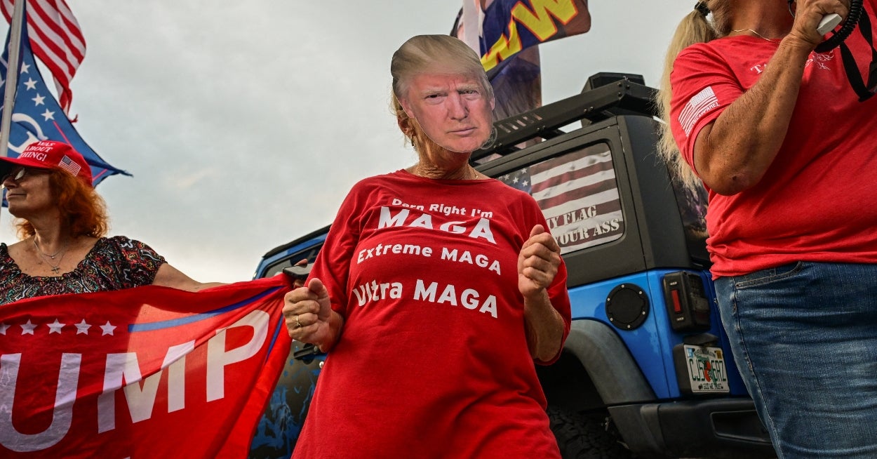 Liberals, If You Cut Off Your MAGA Family Members, Tell Us Everything About How You Celebrate The Holidays Now