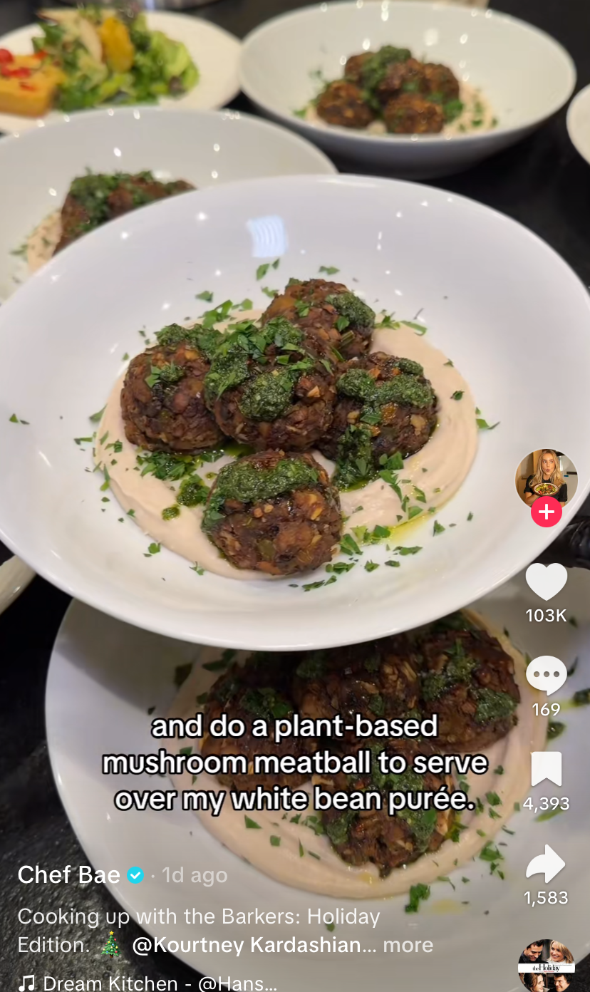 White legume purée with plant-based mushroom meatballs