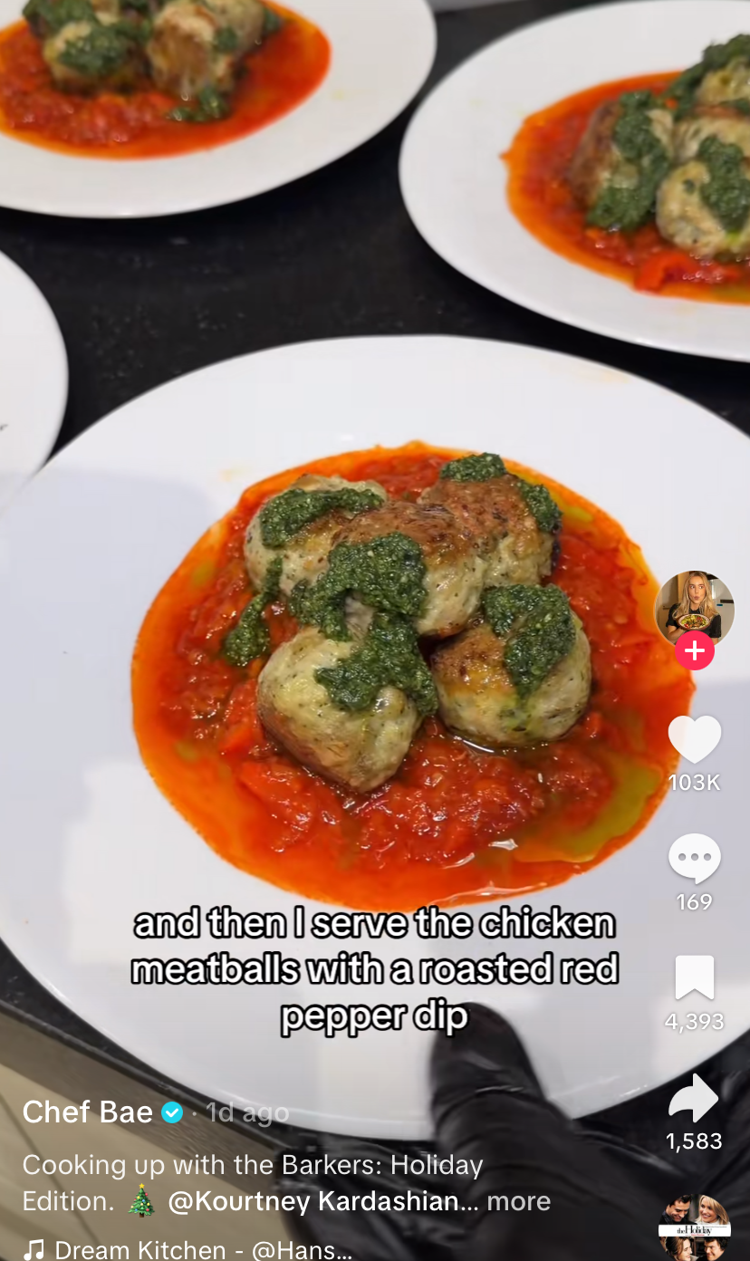 Chicken meatballs with pesto connected roasted reddish capsicum dip