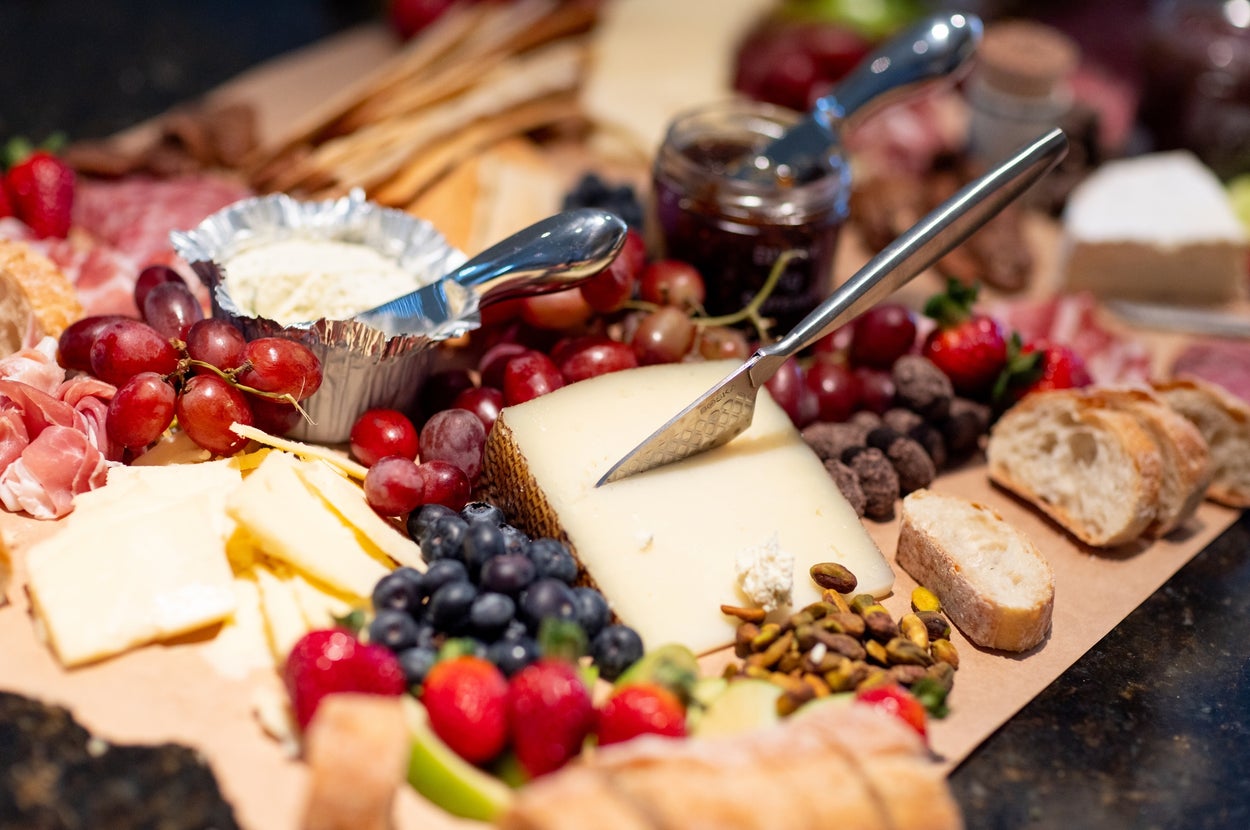 I Asked A Cheese Expert How To Make The Perfect Cheeseboard