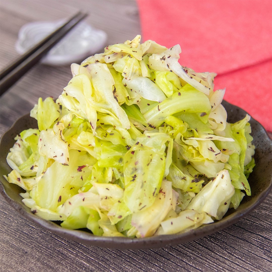 レンジでチンして和えるだけ！】キャベツの簡単副菜レシピ・作り方｜Tasty