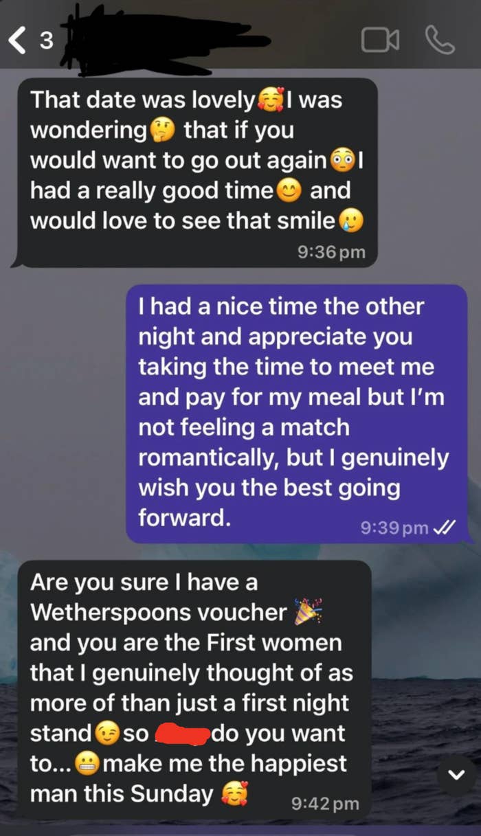 Text speech   astir  a day  wherever  1  idiosyncratic   expresses enjoyment, portion    the different   politely declines further dates contempt  appreciation