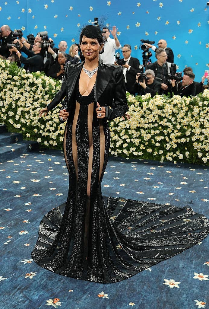red carpet see through dress 2025 Sabrina Carpenter wears see-through gown on the VMAs 2025 red carpet