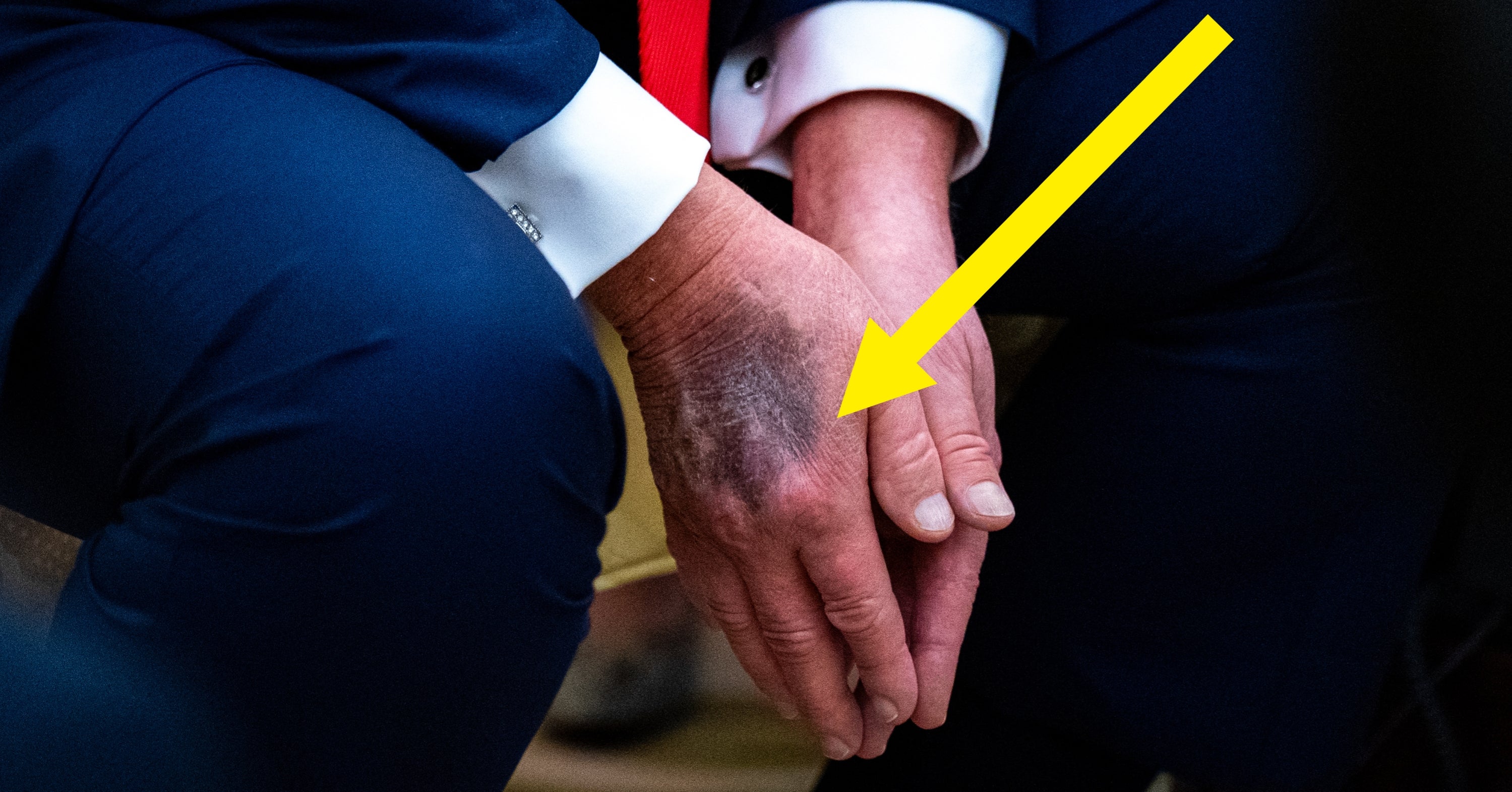 Nothing About 2025 Feels Real, And That Includes These 37 Pictures