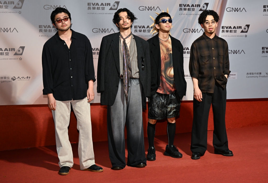 誰かと思ったら」King Gnu井口理のまさかの姿にSNSざわつく「顎の