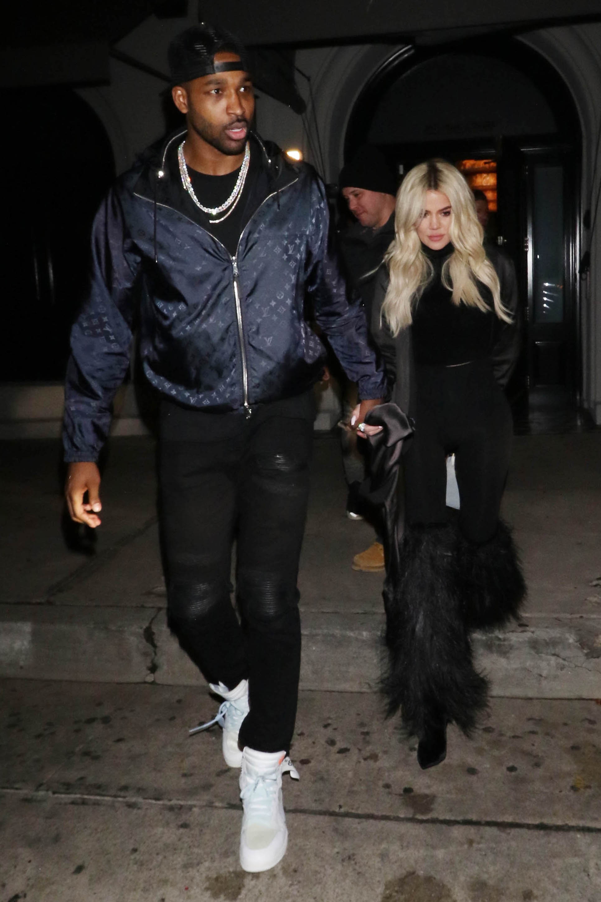 Khloe Kardashian and Tristan Thompson locomotion  extracurricular  astatine  night