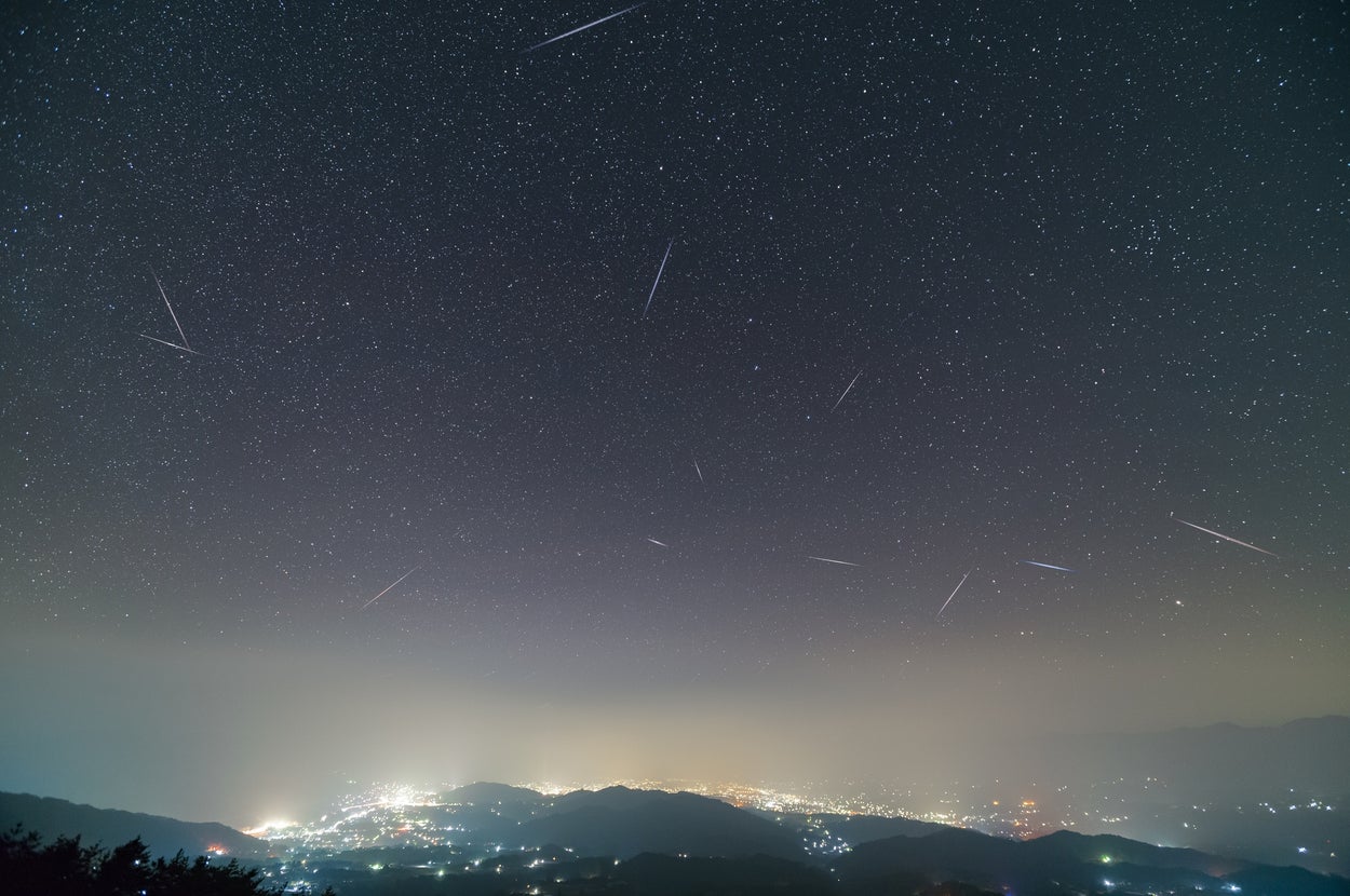 長野県下条村から見たしぶんぎ座流星群（Kazushi_Inagaki / Getty Images/iStockphoto）